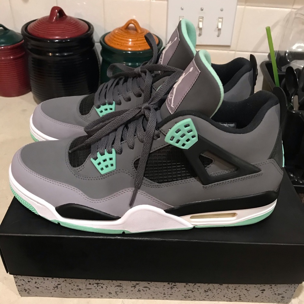 Retro Jordan 4 Glo sz 12/5 - Picture 4 of 10